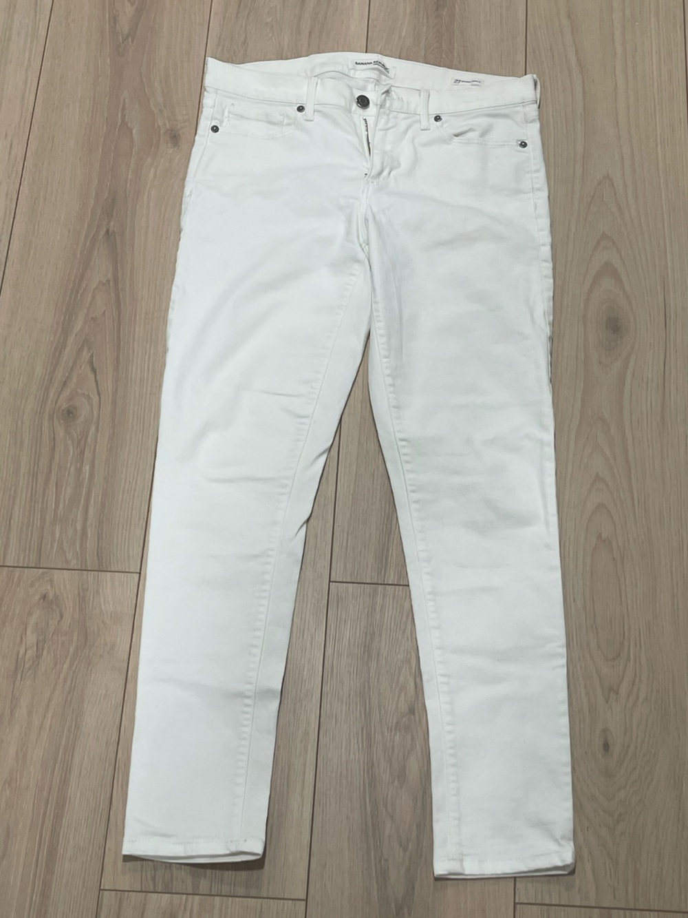 Like New Banana Republic White Skinny Jeans
